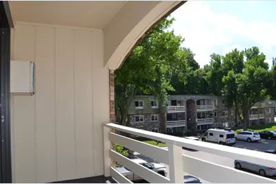 4387 Wilshire Boulevard #307, Mound, MN 55364 - Photo 6