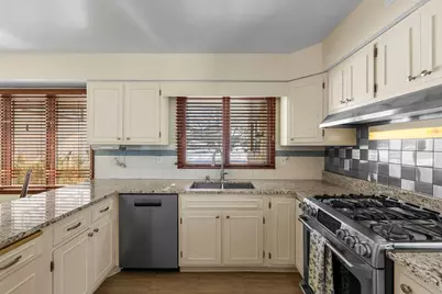 3700 Chowen Curve, Edina, MN 55410 - Photo 8