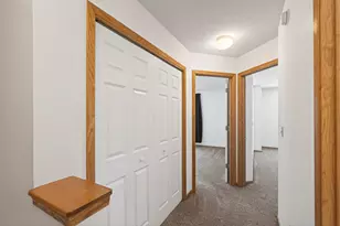 1887 Wildflower Ct, Shoreview, MN 55126 - Photo 10