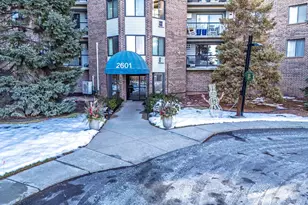 2601 Kenzie Terrace, Saint Anthony, MN 55418 - Photo 2