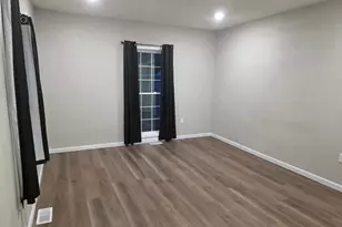 729 W Fountain St, Albert Lea, MN 56007 - Photo 8