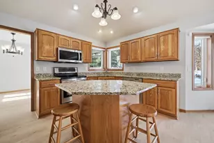 600 Lyman Blvd, Chanhassen, MN 55317 - Photo 14