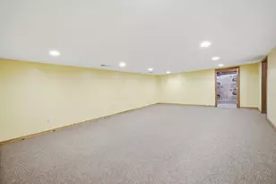 600 Lyman Blvd, Chanhassen, MN 55317 - Photo 20