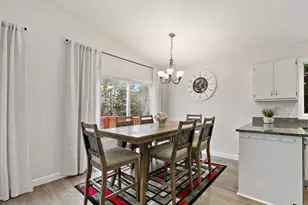 748 Kirche Hill Dr, Carver, MN 55315 - Photo 6