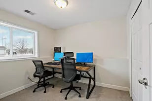 748 Kirche Hill Dr, Carver, MN 55315 - Photo 28