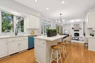 1312 Summit Oaks Dr, Burnsville, MN 55337 - Photo 10