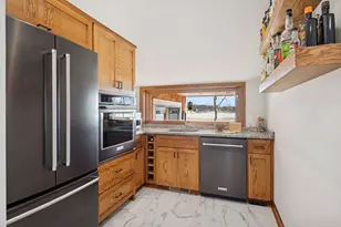 5517 Dickson Rd, Minnetonka, MN 55345 - Photo 32