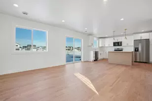 2420 38th Ave S, Moorhead, MN 56560 - Photo 4