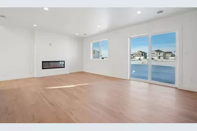 2420 38 Avenue S, Moorhead, MN 56560 - Photo 6