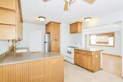 8324 14th Avenue S, Bloomington, MN 55425 - Photo 6