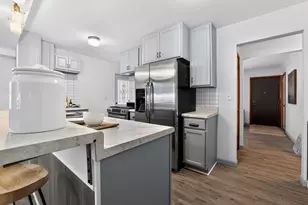 8515 Wentworth Ave S, Bloomington, MN 55420 - Photo 10