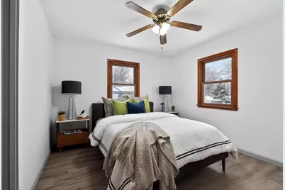 8515 Wentworth Avenue S, Bloomington, MN 55420 - Photo 16