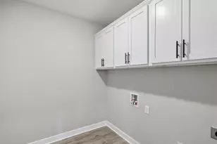 1827 Rainier Dr, Shakopee, MN 55379 - Photo 24