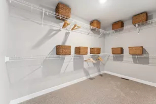 1827 Rainier Dr, Shakopee, MN 55379 - Photo 12