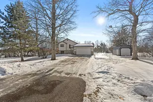 6789 401st St, North Branch, MN 55056 - Photo 2