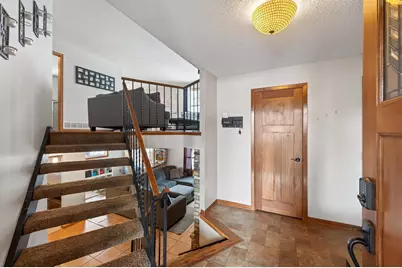 6816 83rd Avenue N, Brooklyn Park, MN 55445 - Photo 2