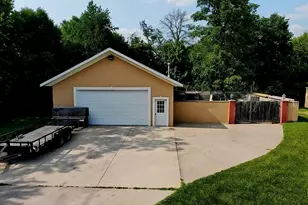 8245 W Beatrice Dr, Clear Lake, MN 55319 - Photo 32