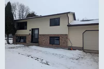 2408 21st Avenue SW, Willmar, MN 56201 - Photo 2