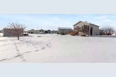 3212 62nd Avenue S, Fargo, ND 58104 - Photo 4