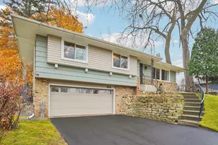 2676 Riviera Dr S, White Bear Lake, MN 55110 - Photo 2