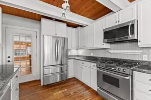 44 Grove St, Mahtomedi, MN 55115 - Photo 16