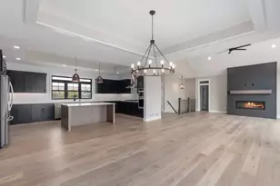 1187 60th St, Hudson, WI 54016 - Photo 4