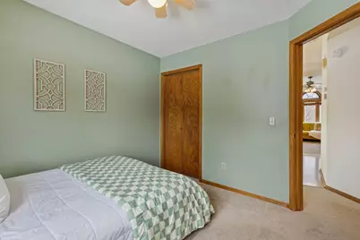 561 Dresden Drive, Chaska, MN 55318 - Photo 22