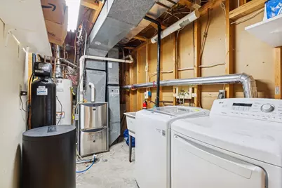 561 Dresden Drive, Chaska, MN 55318 - Photo 34