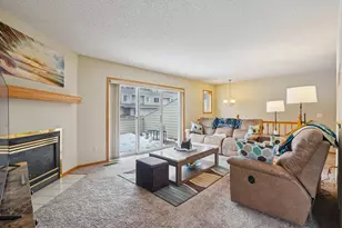 14246 Hibiscus Ct, Apple Valley, MN 55124 - Photo 12