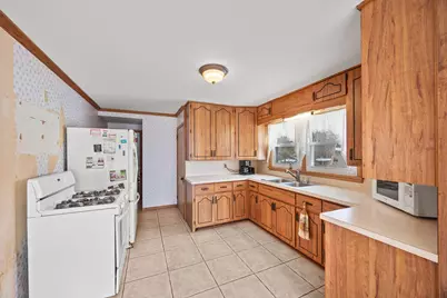 737 Elm Avenue E, Delano, MN 55328 - Photo 2