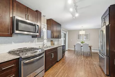 701 Eldridge Avenue W, Roseville, MN 55113 - Photo 12