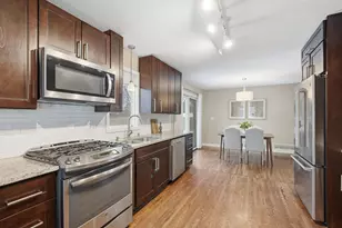 701 Eldridge Ave W, Roseville, MN 55113 - Photo 12