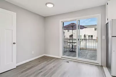 1479 Goodwin Avenue N, Oakdale, MN 55128 - Photo 12