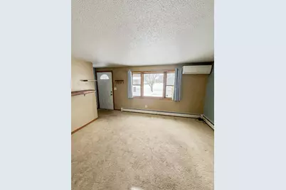 1218 20th Street N, Moorhead, MN 56560 - Photo 2