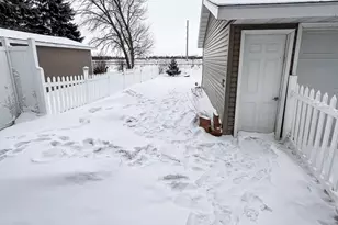 1218 20th St N, Moorhead, MN 56560 - Photo 16