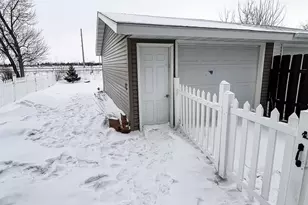 1218 20th St N, Moorhead, MN 56560 - Photo 16