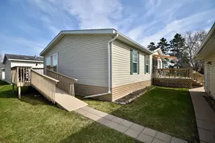 704 1st St E, Milaca, MN 56353 - Photo 8