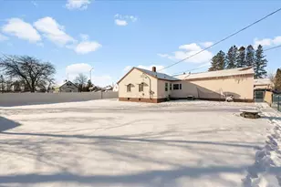 5219 E 2nd St, Superior, WI 54880 - Photo 22