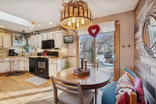 8717 Oxborough Ave S, Bloomington, MN 55437 - Photo 22