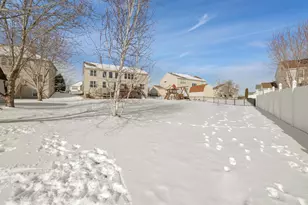 2105 Pembina Ln, Shakopee, MN 55379 - Photo 54