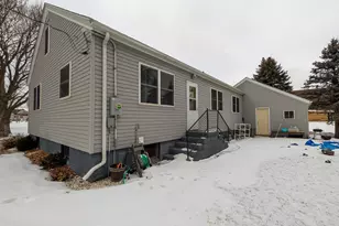 304 Secor Street N, Bricelyn, MN 56014 - Photo 26