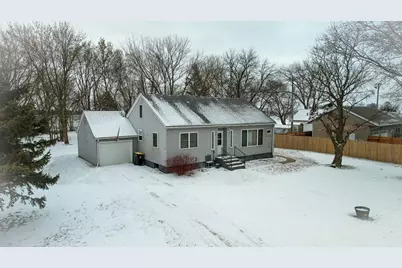 304 Secor Street N, Bricelyn, MN 56014 - Photo 30
