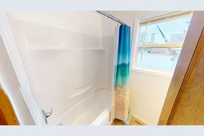 304 Secor Street N, Bricelyn, MN 56014 - Photo 12