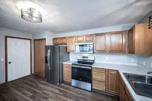 15664 Flackwood Way, Apple Valley, MN 55124 - Photo 14