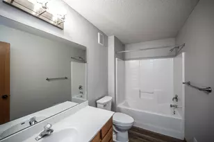 15664 Flackwood Way, Apple Valley, MN 55124 - Photo 30