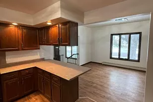 402 E Flynn St, Redwood Falls, MN 56283 - Photo 10