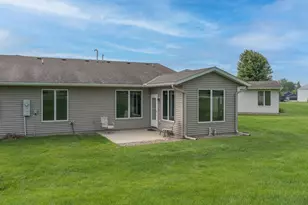 416 Buckshot Ct, Kenyon, MN 55946 - Photo 26