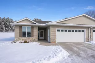 416 Buckshot Ct, Kenyon, MN 55946 - Photo 2