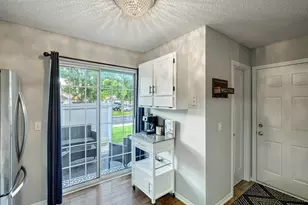 11421 Elmwood Ave N, Champlin, MN 55316 - Photo 8