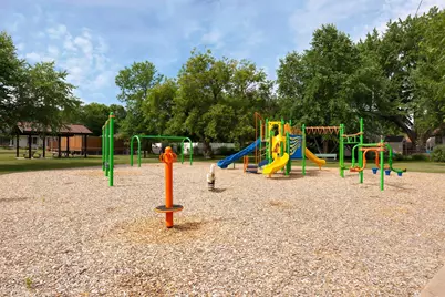 3658 Huntington Avenue, Saint Louis Park, MN 55416 - Photo 38